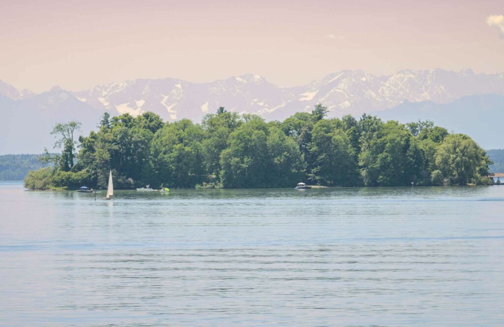 Die Roseninsel im Starnberger See